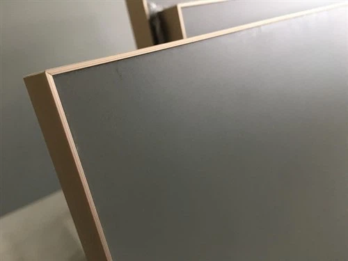 Glassdør i aluminium